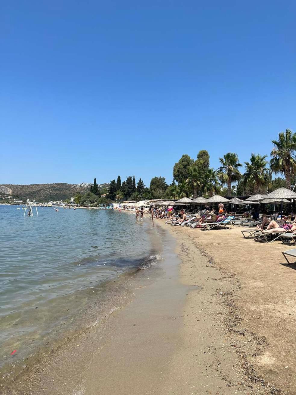 Ambrosia Hotel Beach & Spa Бітез Екстер'єр фото
