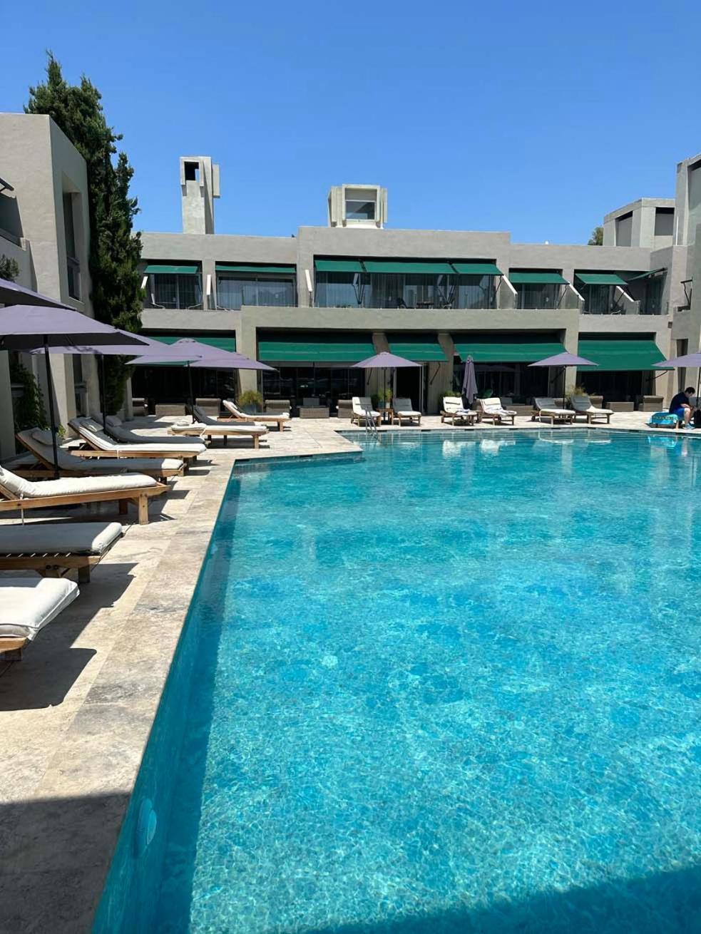 Ambrosia Hotel Beach & Spa Бітез Екстер'єр фото